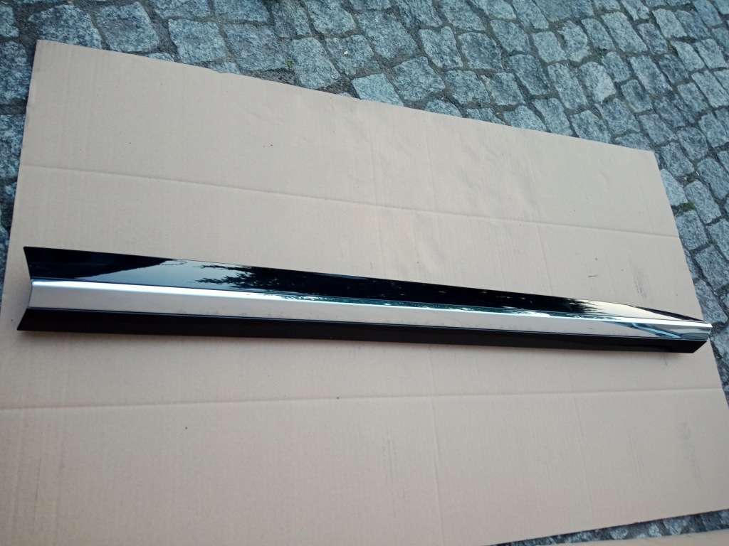 фото №2, Vw arteon права молдинг двері перед 3g8853970b