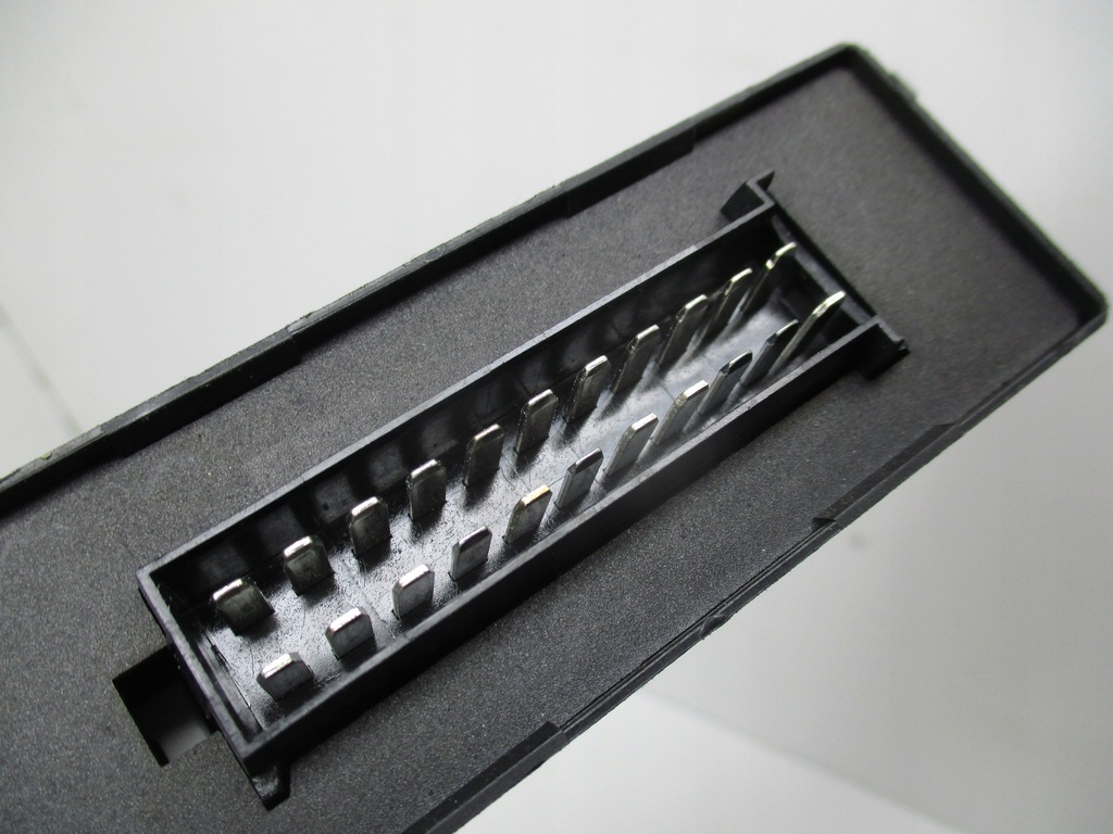 фото №8, Laguna 3 07-13 модуль блок управления жгут фаркоп буксировочный 52400528