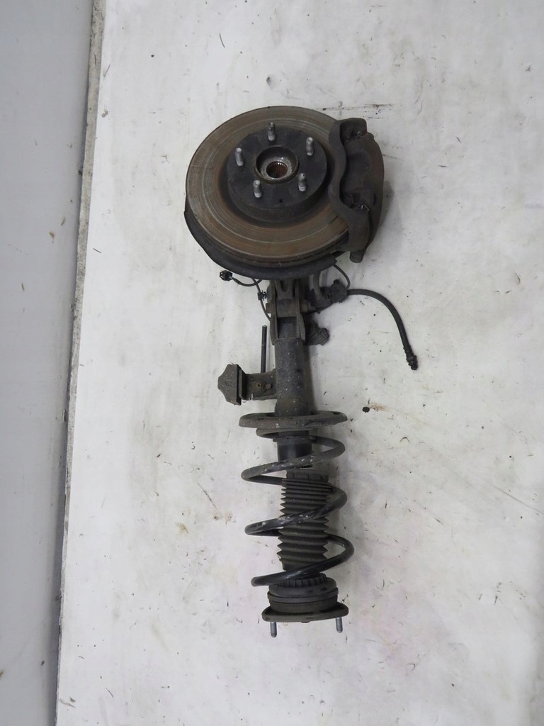 фото №1, Mcperson поворотний кулак лівий перед mazda 3 bm 2.2 d