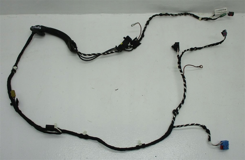 фото №1, Жгут крышки багажника камеры arteon 3g8971148el