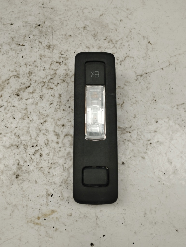 Купить Mercedes w177 amg a35 лампа кабины потолочный a2928100240