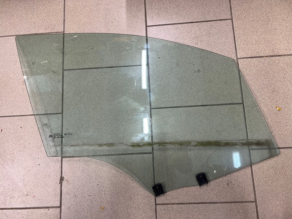 фото №1, Стекло дверь правый перед citroen ds4 2012r