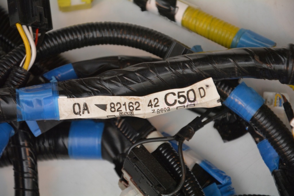 фото №8, Электропроводка приборная панель пол rav4 iv lift гибрид 15-2018r