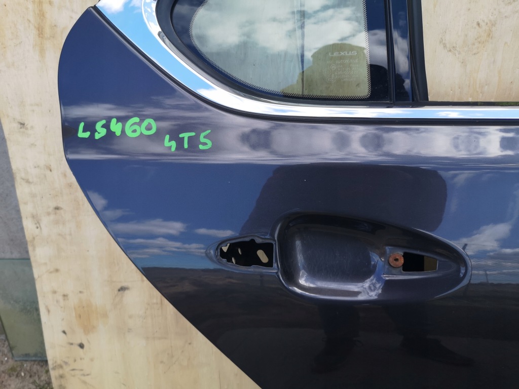 Дверь правый  задняя задняя lexus ls460 iv 06- 4t5 в Украине