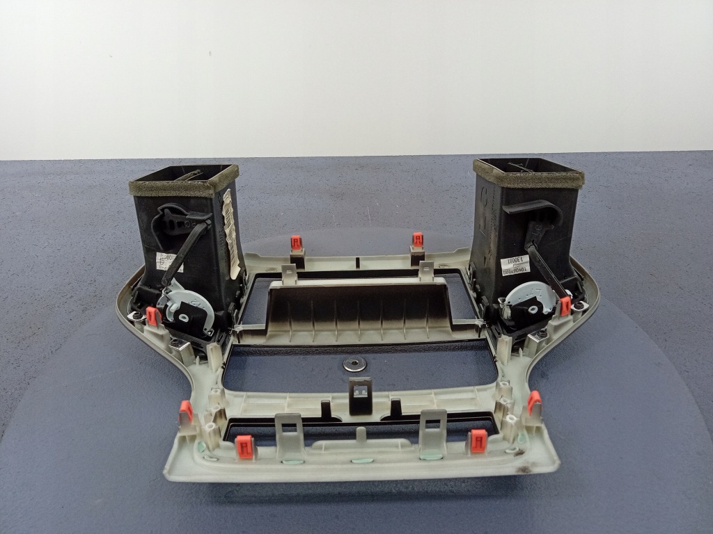 фото №5, Grand cherokee wk2 ґрати обдув 00007409