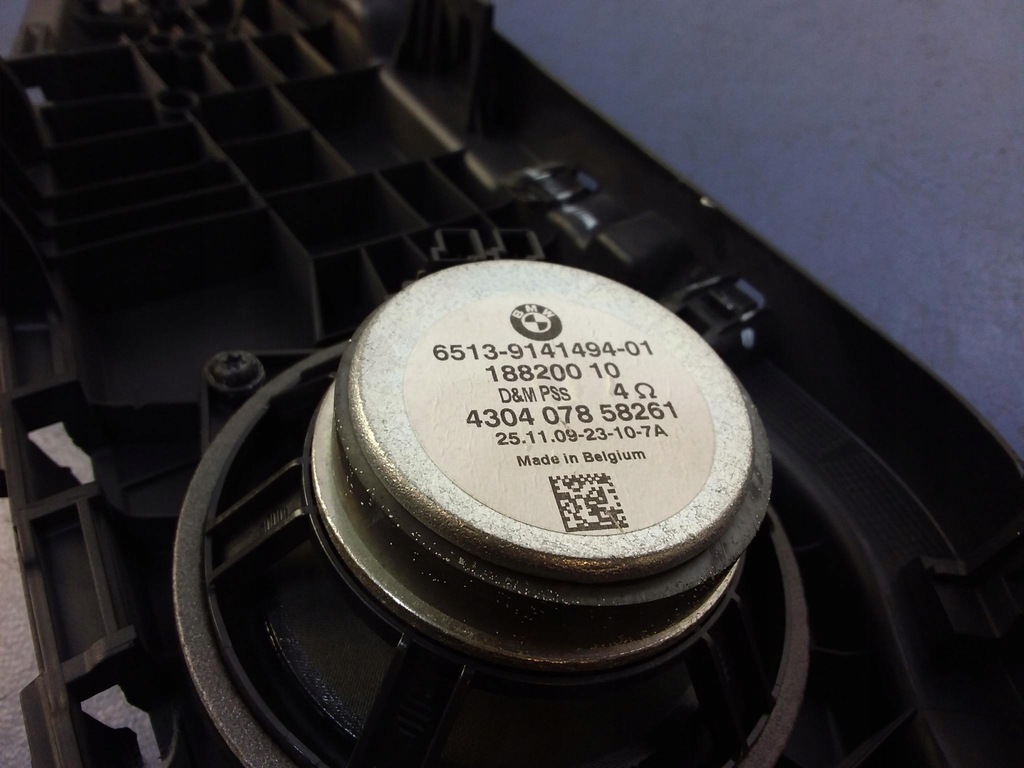 фото №4, Bmw x1 e84 захист полиця багажника права 2991803