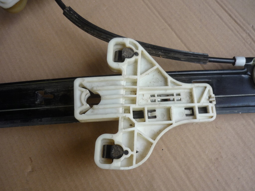 фото №9, Механізм скло правий задня seat altea механічний na ручка