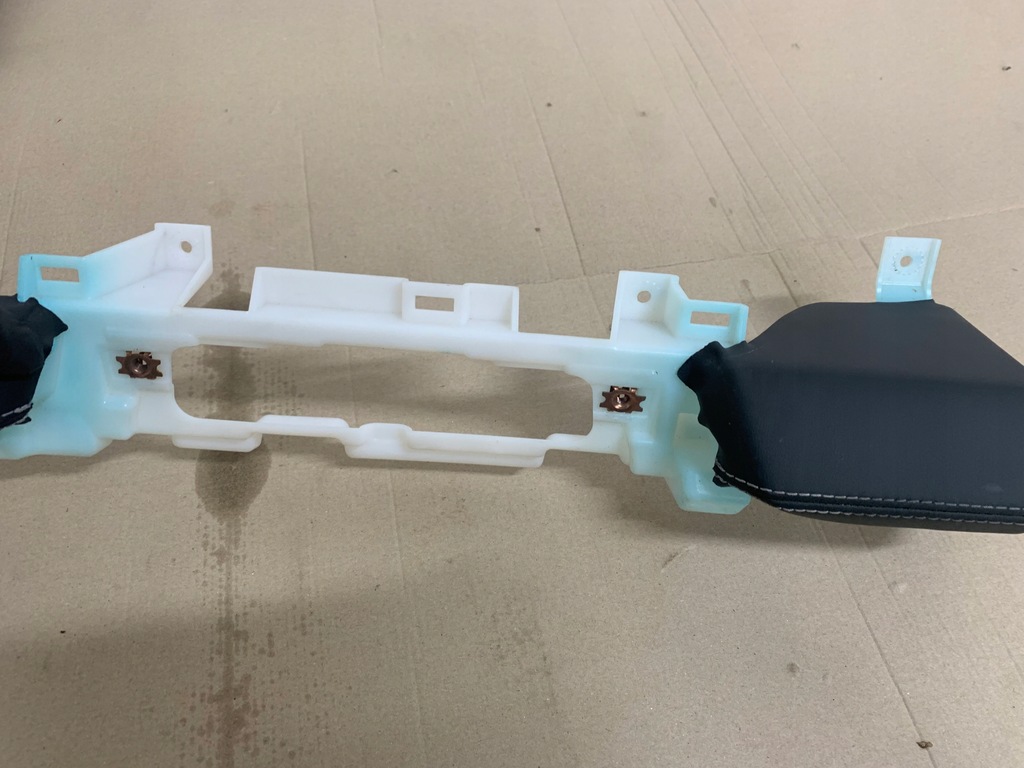 фото №10, Ford mustang mach-e rwd 21r молдинг декодер защита панели консоли оригинал