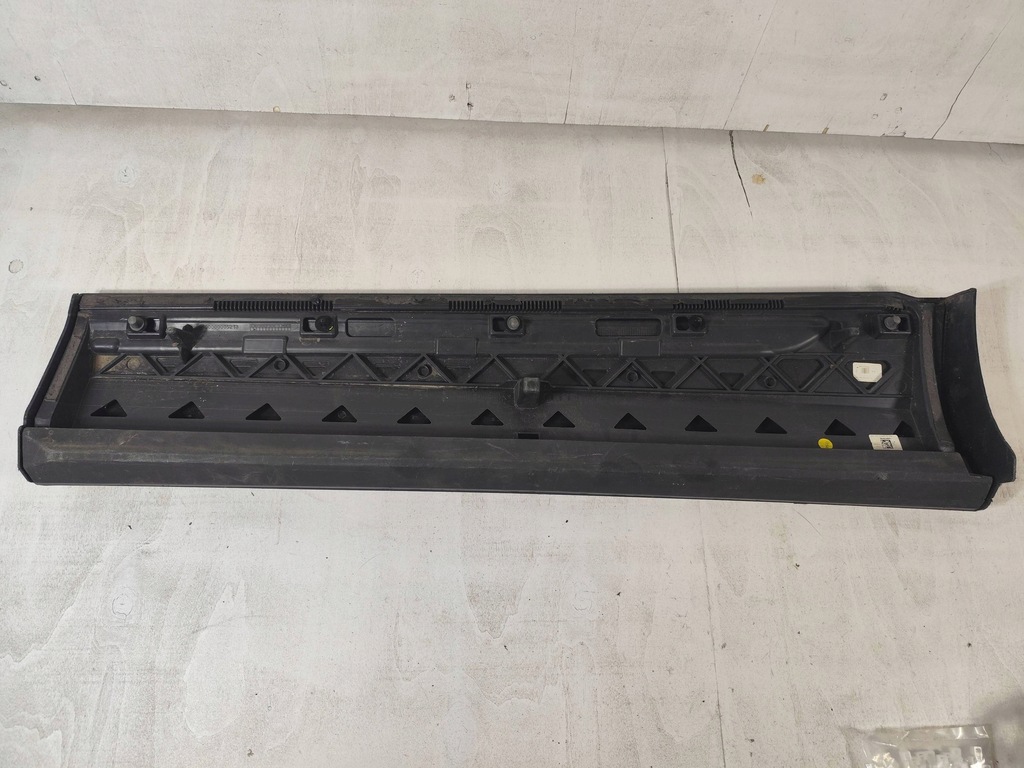 фото №8, Audi q8 sq8 правый задняя правая молдинг задних дверь oryg