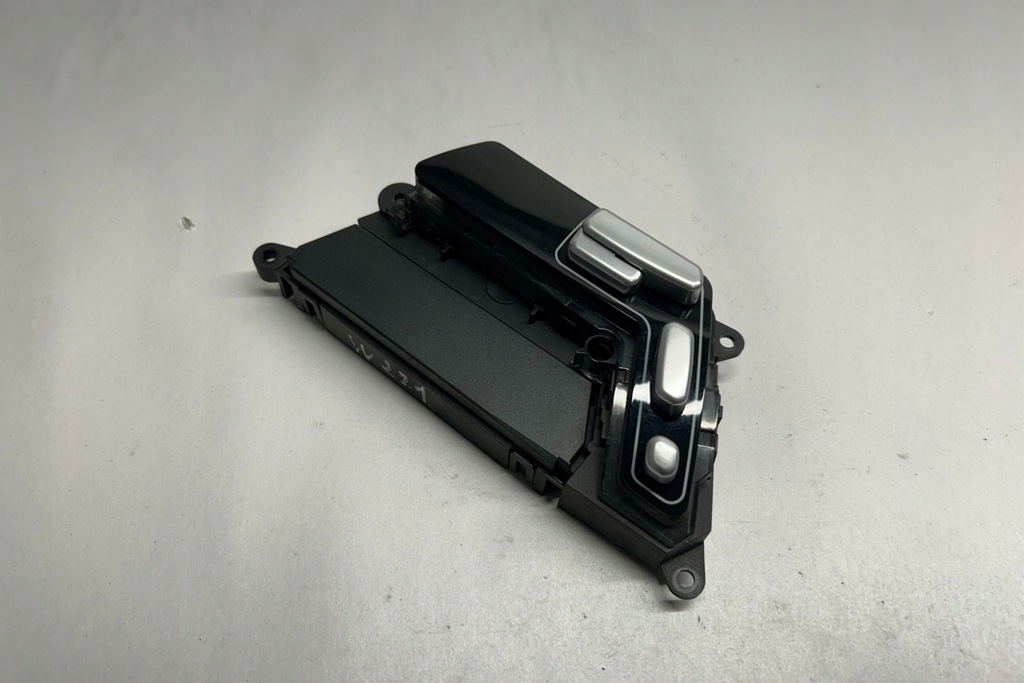 фото №10, Кнопки управление lewego сиденье mercedes-benz s w221 a2218706651 3.0l