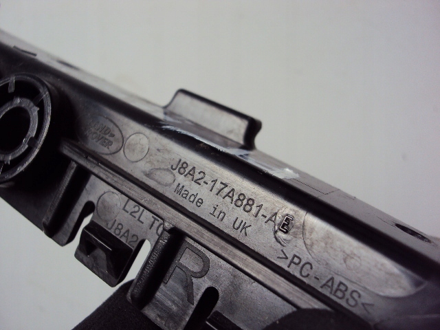 фото №3, Направляющая бампера правый задняя range rover velar l560