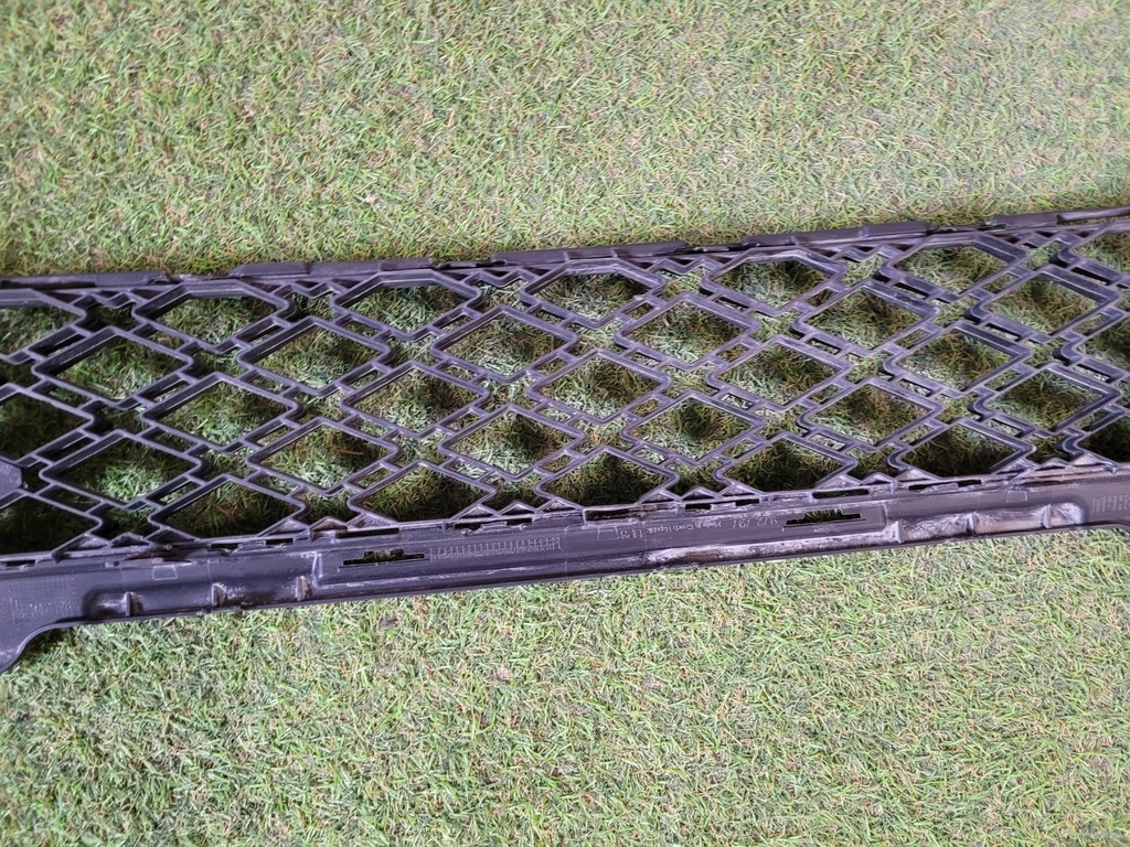 фото №7, Skoda enyaq 5la решётка средняя 5la853677 оригинальный номер