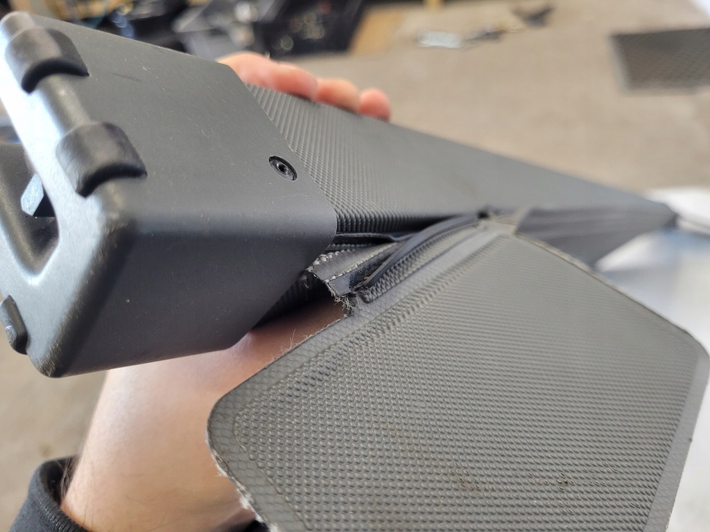 фото №14, Porsche cayenne шторка багажника 7l5867773g