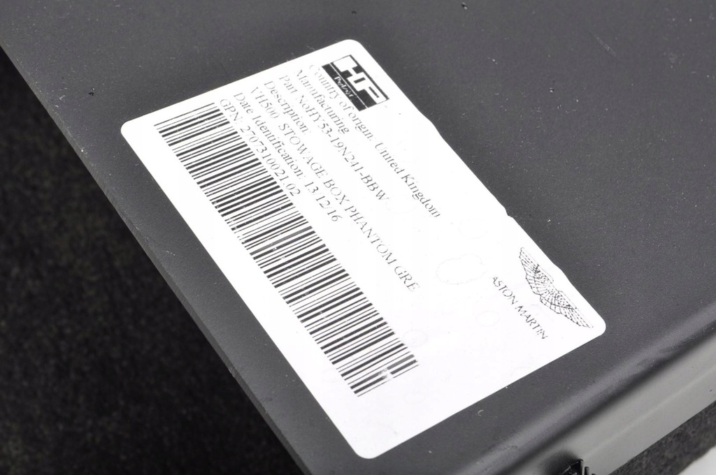 фото №5, Aston martin db11 обшивка багажника задний пластик