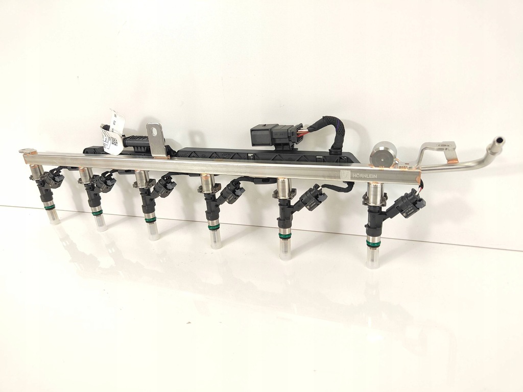 фото №8, Bmw g05 g06 g07 g20 g26 g60 g70 u11 u12 молдинг упорскування форсунки 8483304