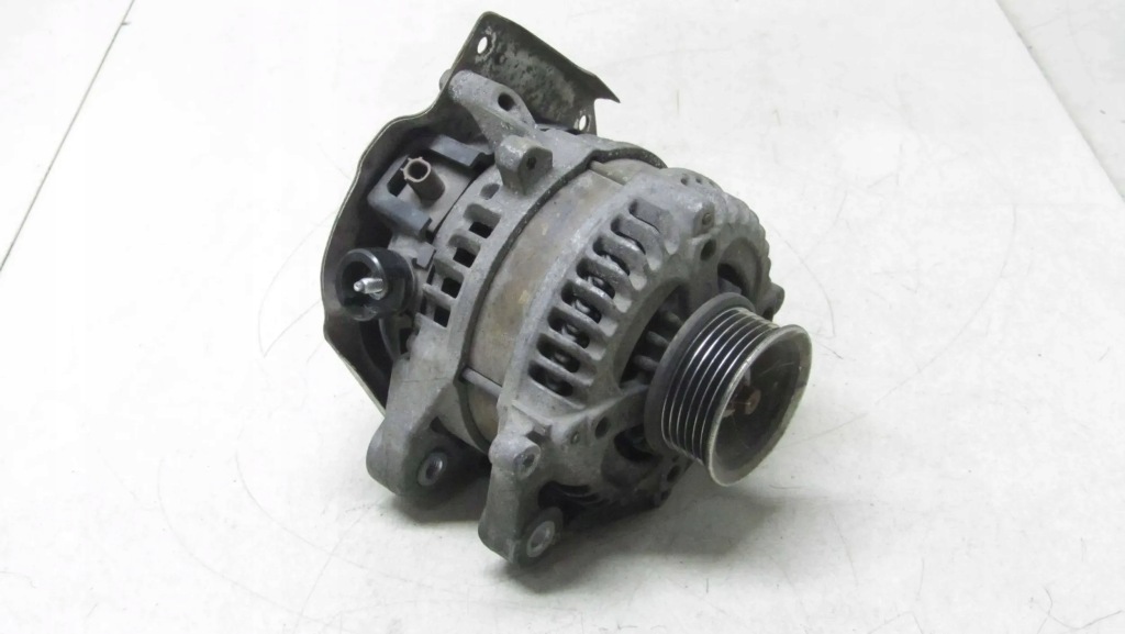 фото №1, Honda cr-v iv 1.6 генератор 104210-1540 12-