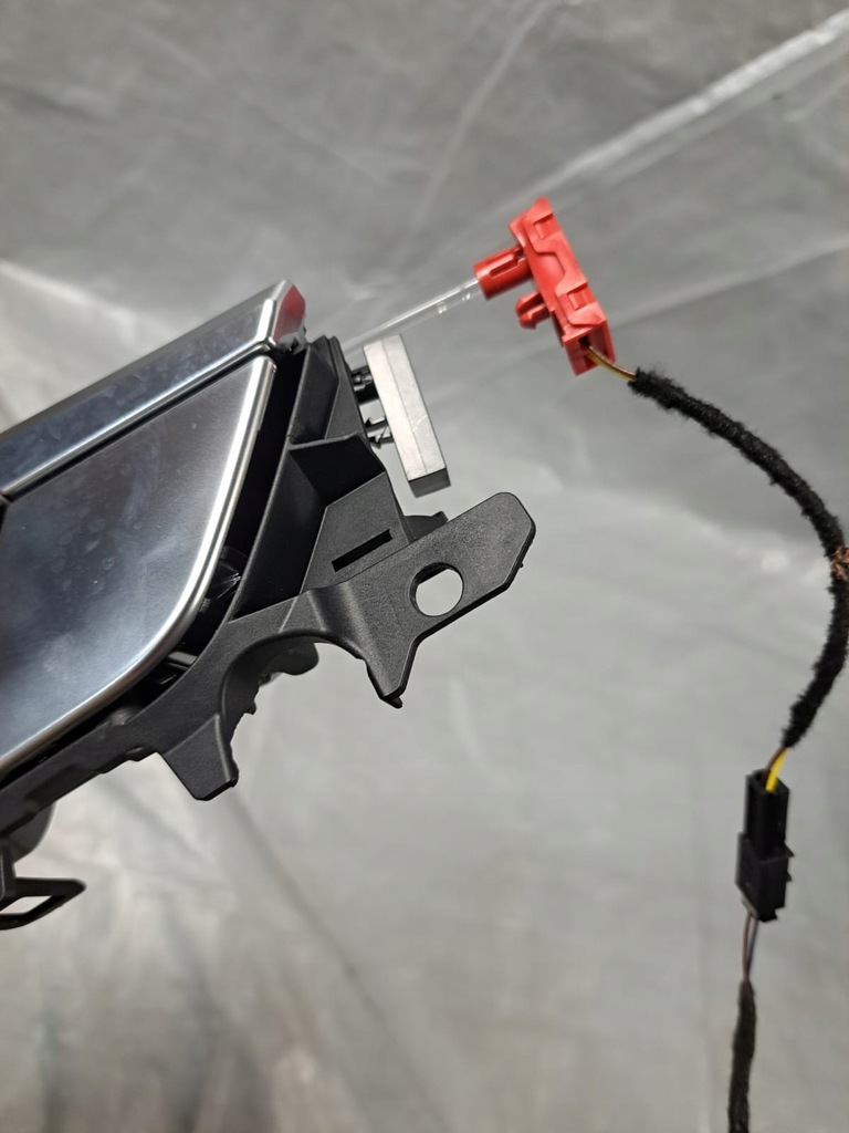 фото №6, Ручка правый задняя внутренняя audi a4 b9 8w0959524