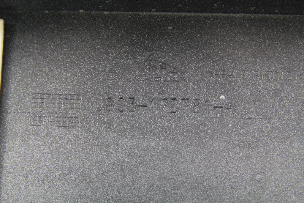 фото №11, Оригинальный бампер задняя jaguar e-pace 2017- j9c3-17d781-a