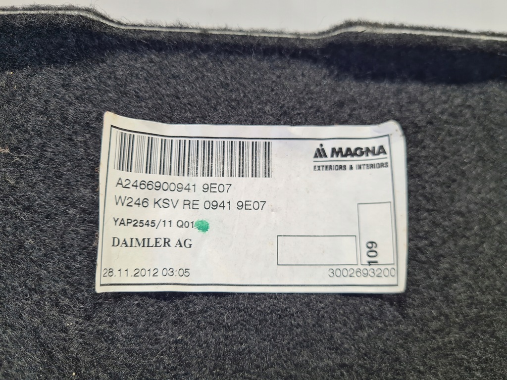 фото №7, Mercedes b-klasa w246 обшивка багажника правый