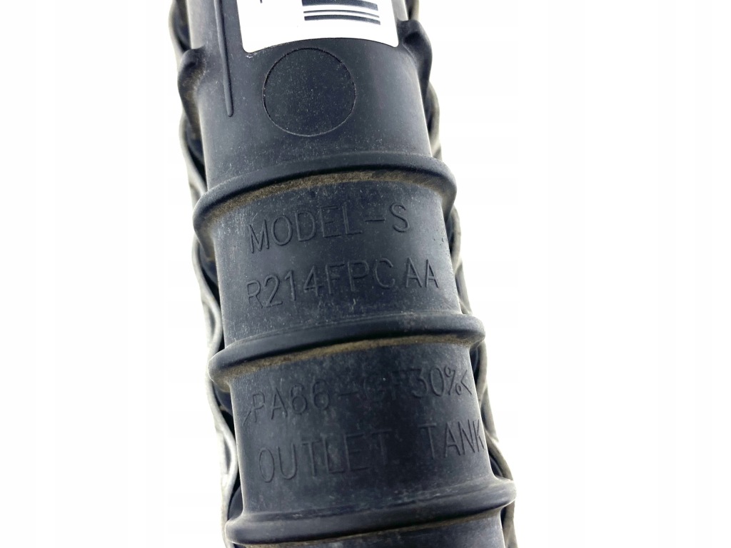 Радиатор воды перед tesla s европа  оригинал  - герметичная в Украине