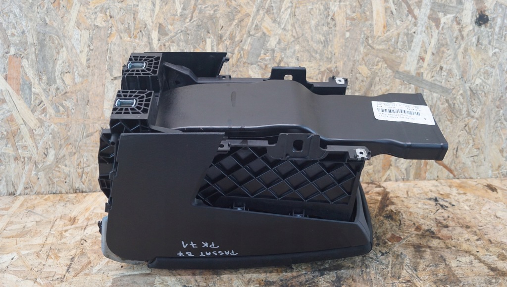 фото №10, Подлокотник vw passat b7 3c0864207p