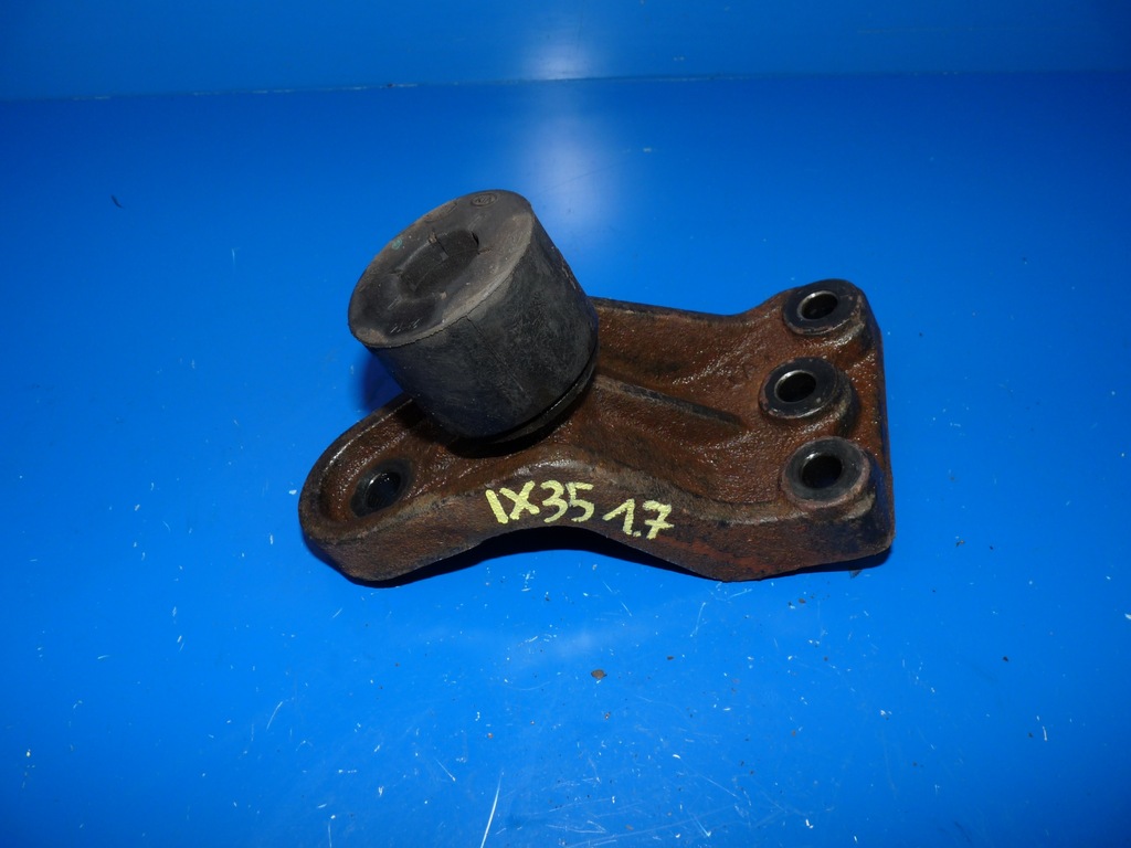 фото №1, Ix35 i40 sportage 1.7crdi кронштейн кронштейн двигателя