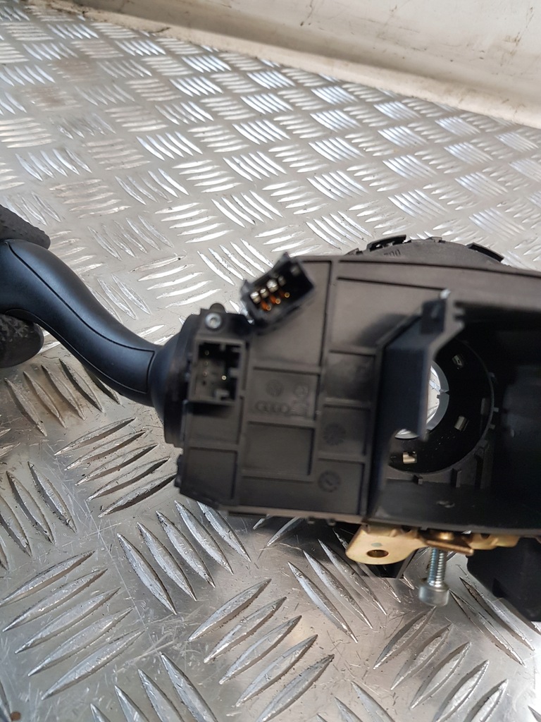 фото №11, Переключатель комбинированный лента audi a6 c6 4f0953549a 4e0953541 4e0953521 eu