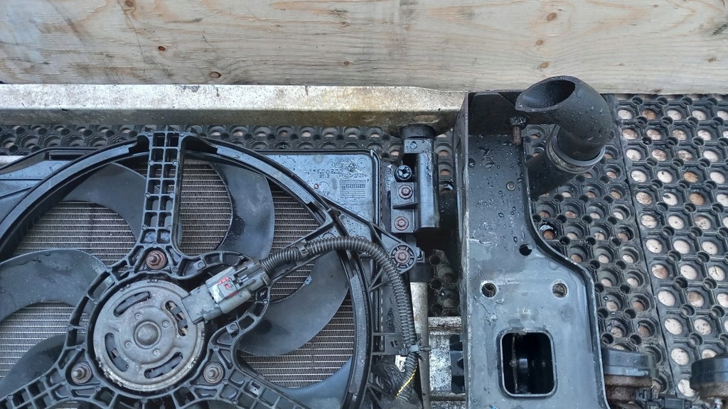 фото №8, Opel corsa d 1.3 cdti pas передній комплект