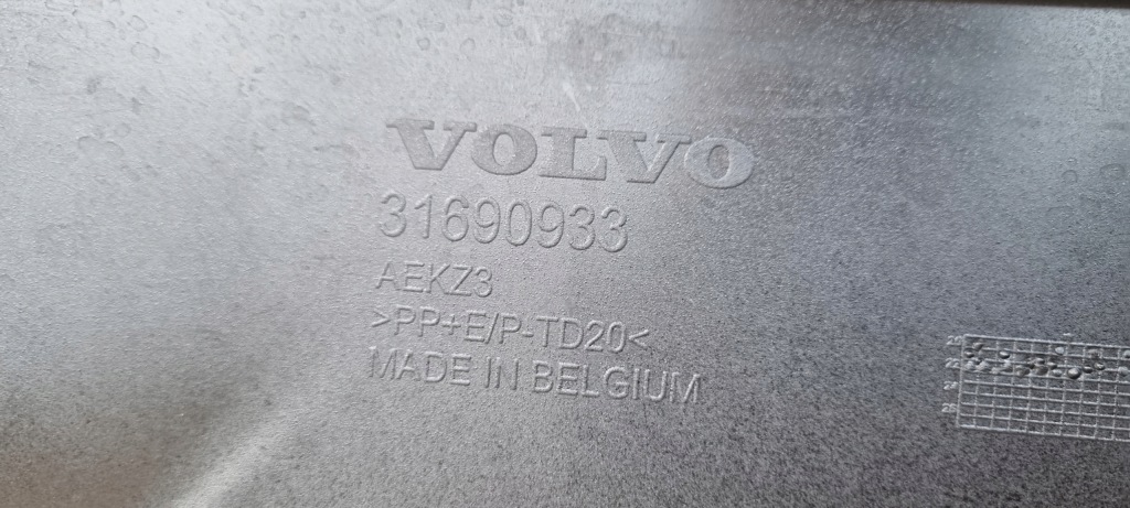 фото №13, Volvo xc40 lift 2022- бампер перед оригинал b216