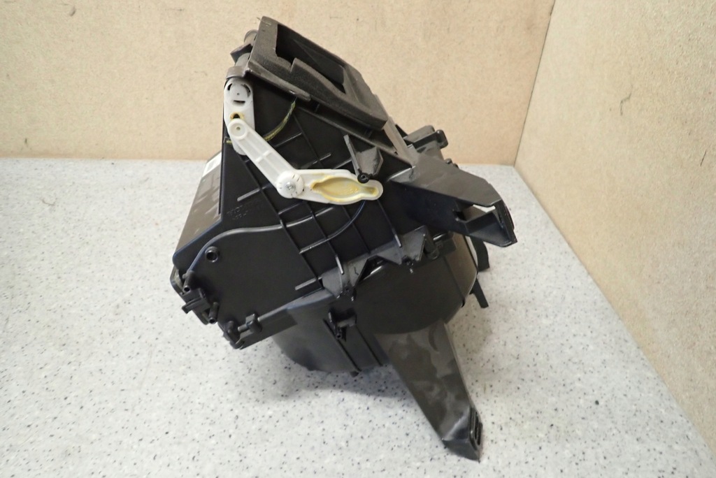 фото №4, Honda jazz iii 08-14 корпус вентилятора вентилятор