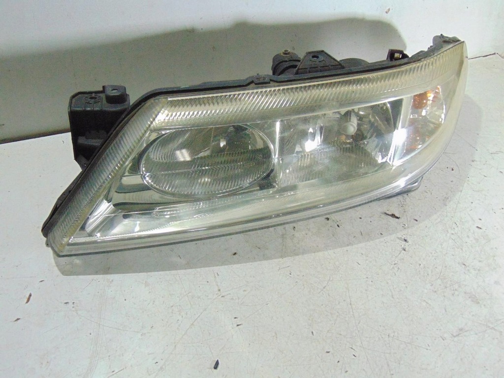 фото №3, Лампа левый перед renault laguna ii 8200002845