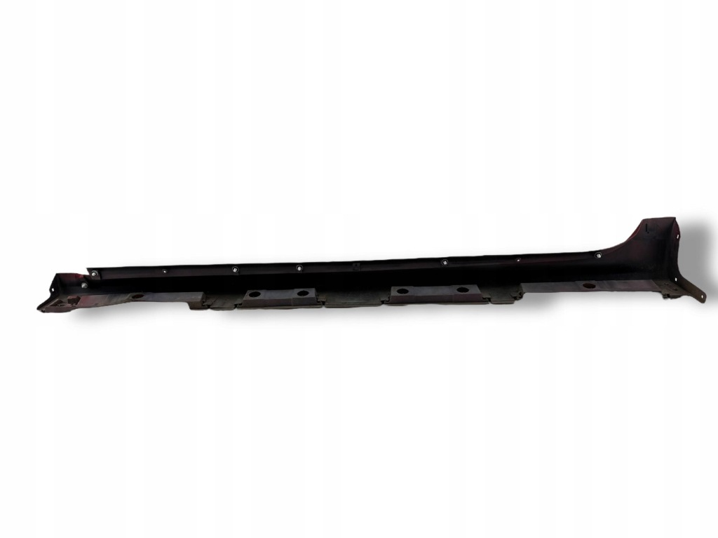 Toyota yaris xp210 2023 правая сторона порог Киев