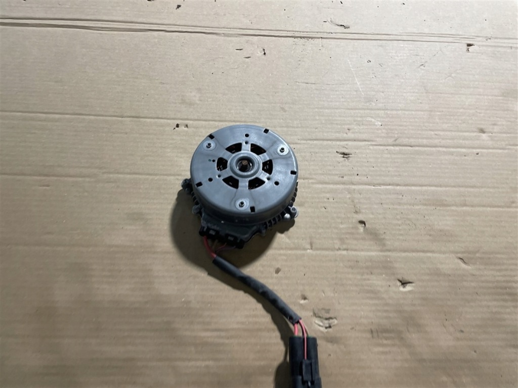 Вентилятор радиатора двигатель 3137232065 1137328740 opel astra 5 v k рестайлинг Киев