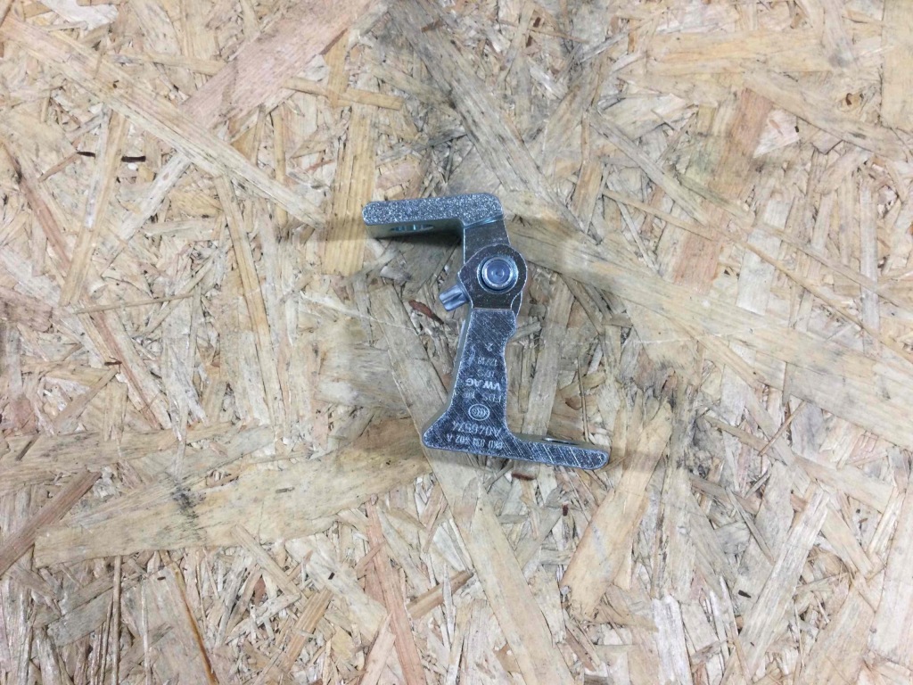 Купить Vw audi петля дверь левый правый 8k0831402a