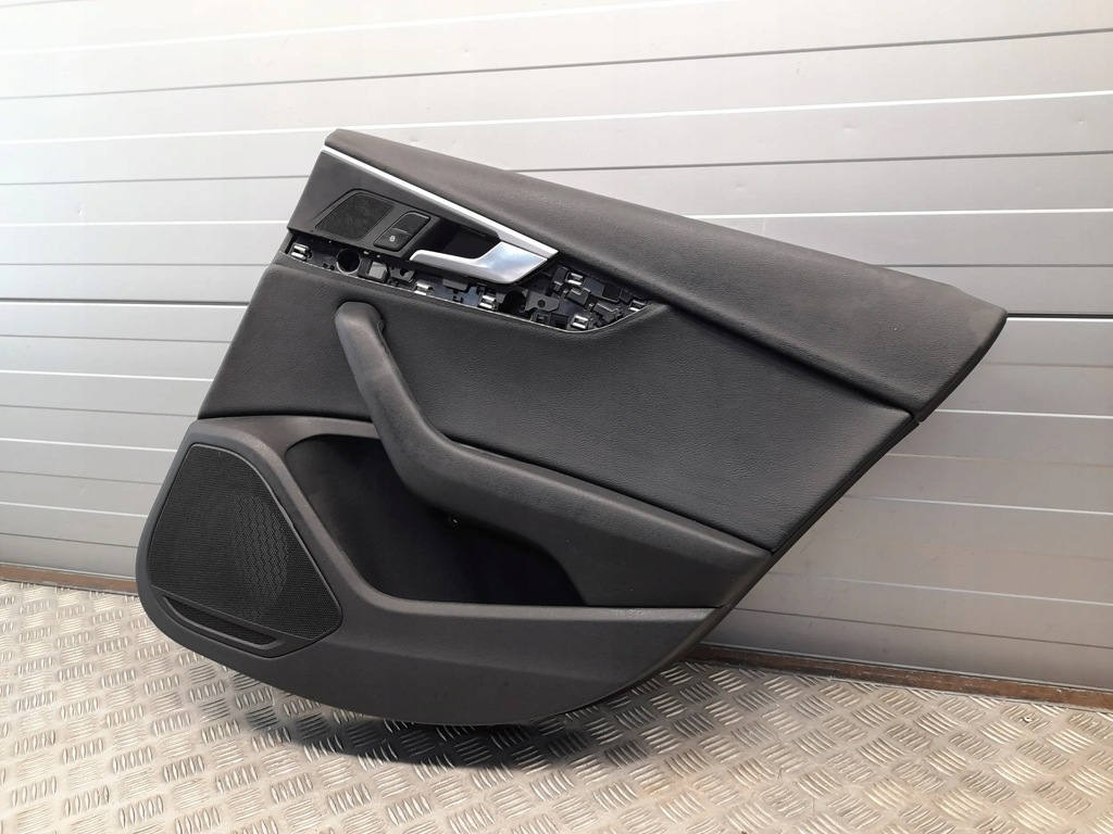 фото №6, Audi a4 s4 b9 8w0868066 задняя правая обшивки дверь