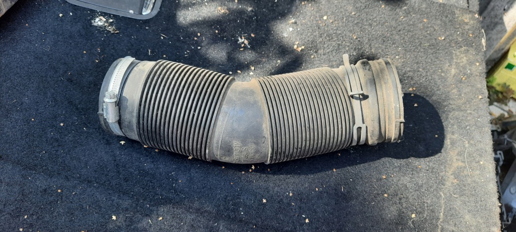 фото №1, Seat ibiza iii 6l труба шланг фильтра воздуха 6q0129684s