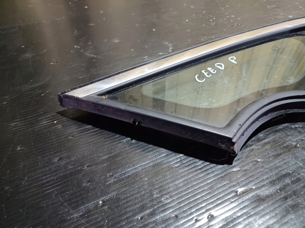 фото №8, Скло кузовна права dot736as2m42 kia ceed ii 12-15r