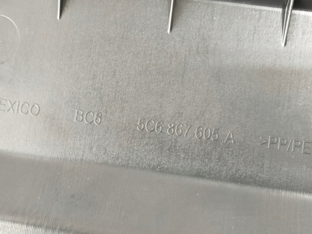 фото №6, Vw jetta vi 5c 10-18 обивка задний крышки обшивка 5c6867605a оригинальный номер