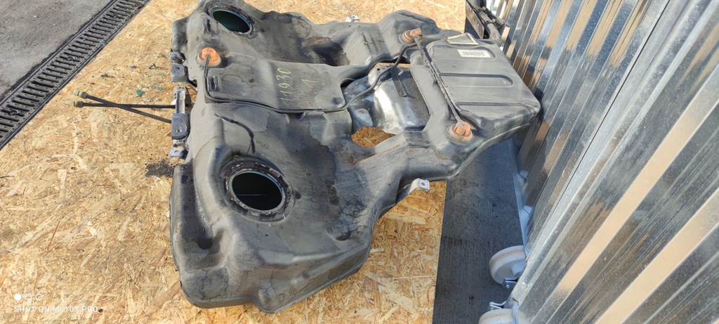 фото №10, Bak бак пального audi a4 b7 quattro 8e0201022fb