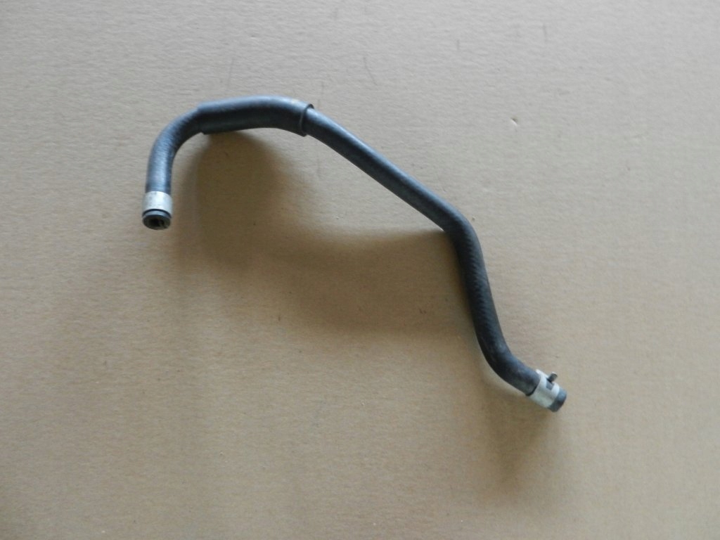 фото №1, Infiniti g37 370z wąż радиатора шланг трубка