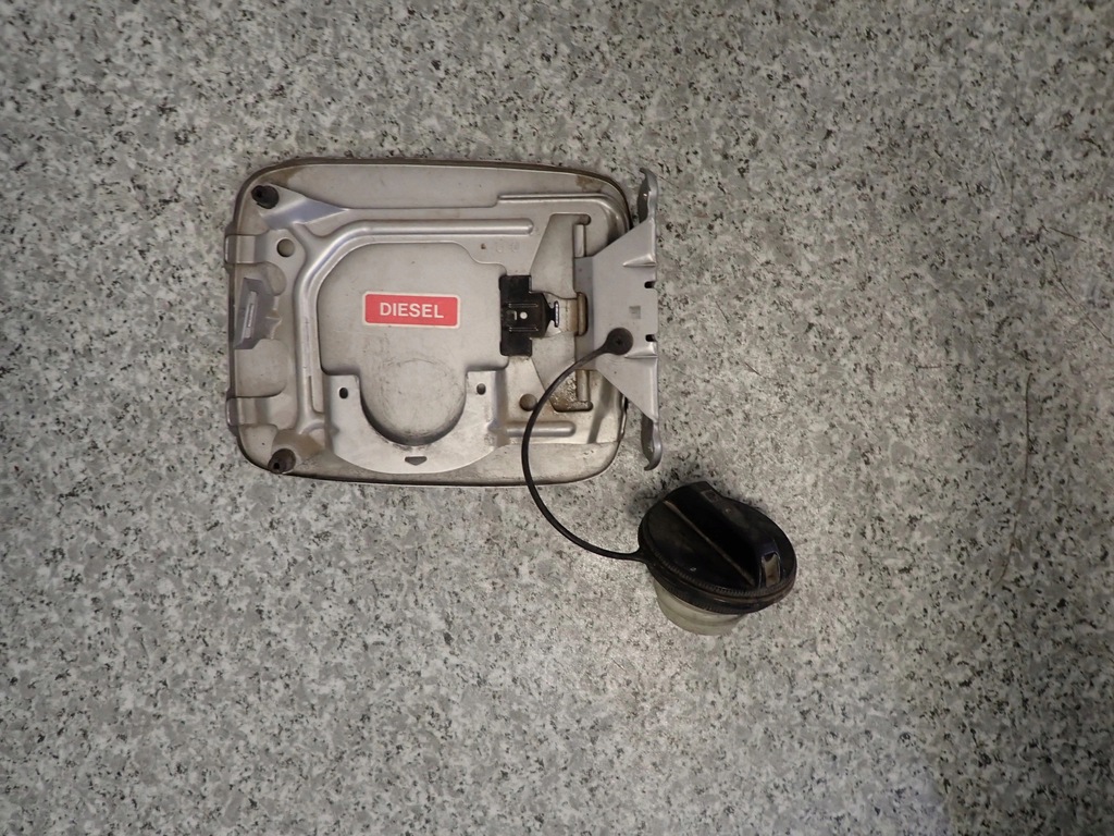 фото №5, Nissan primera p12 03- 5d кришка заливної пального кришка ky0