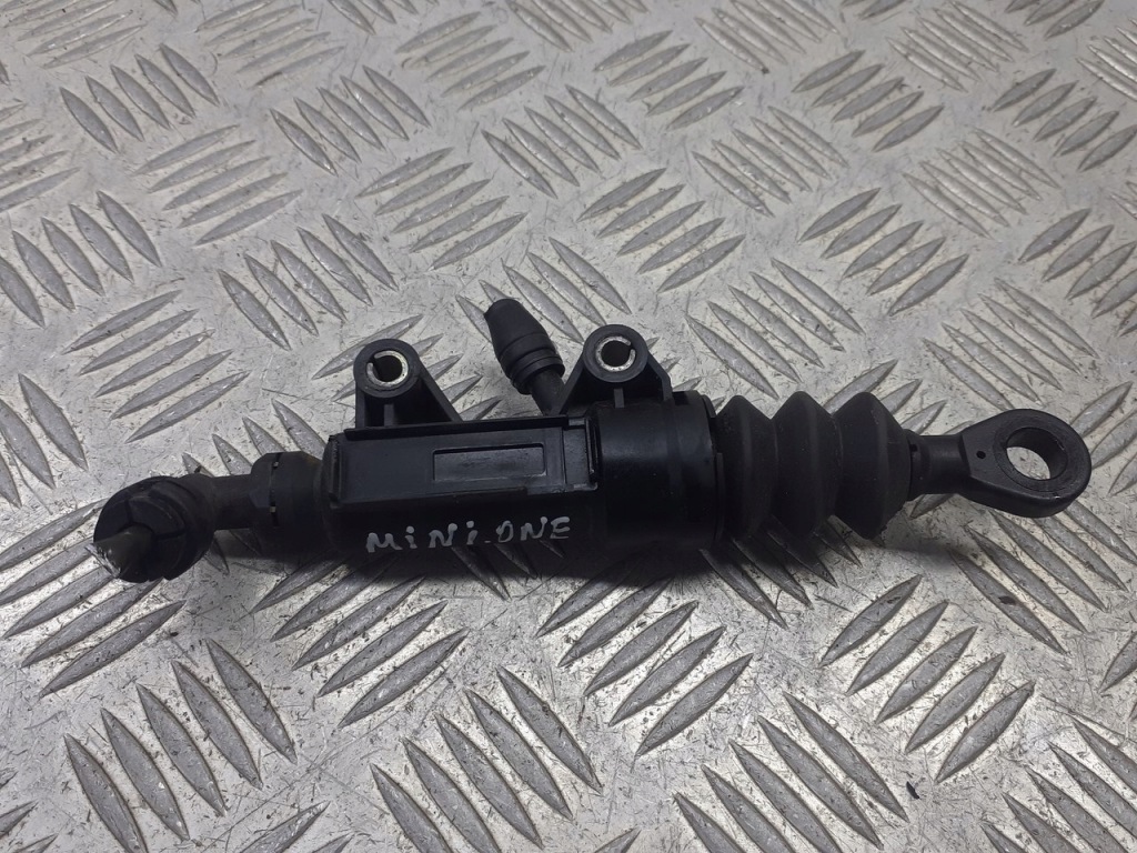 Купити Помпа зчеплення mini one r50 1.6 16v 6758825