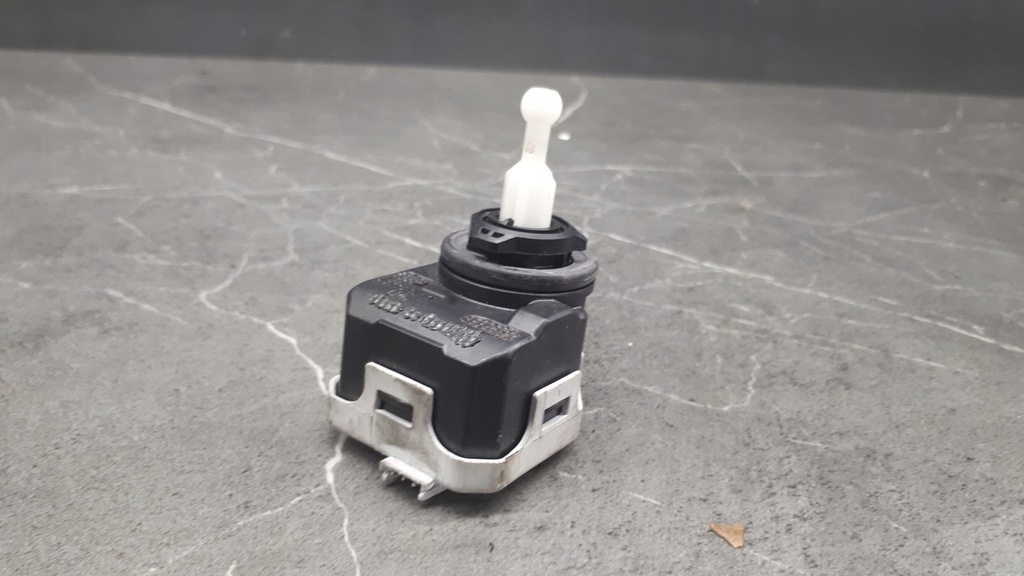 фото №2, Моторчик фара passat b6