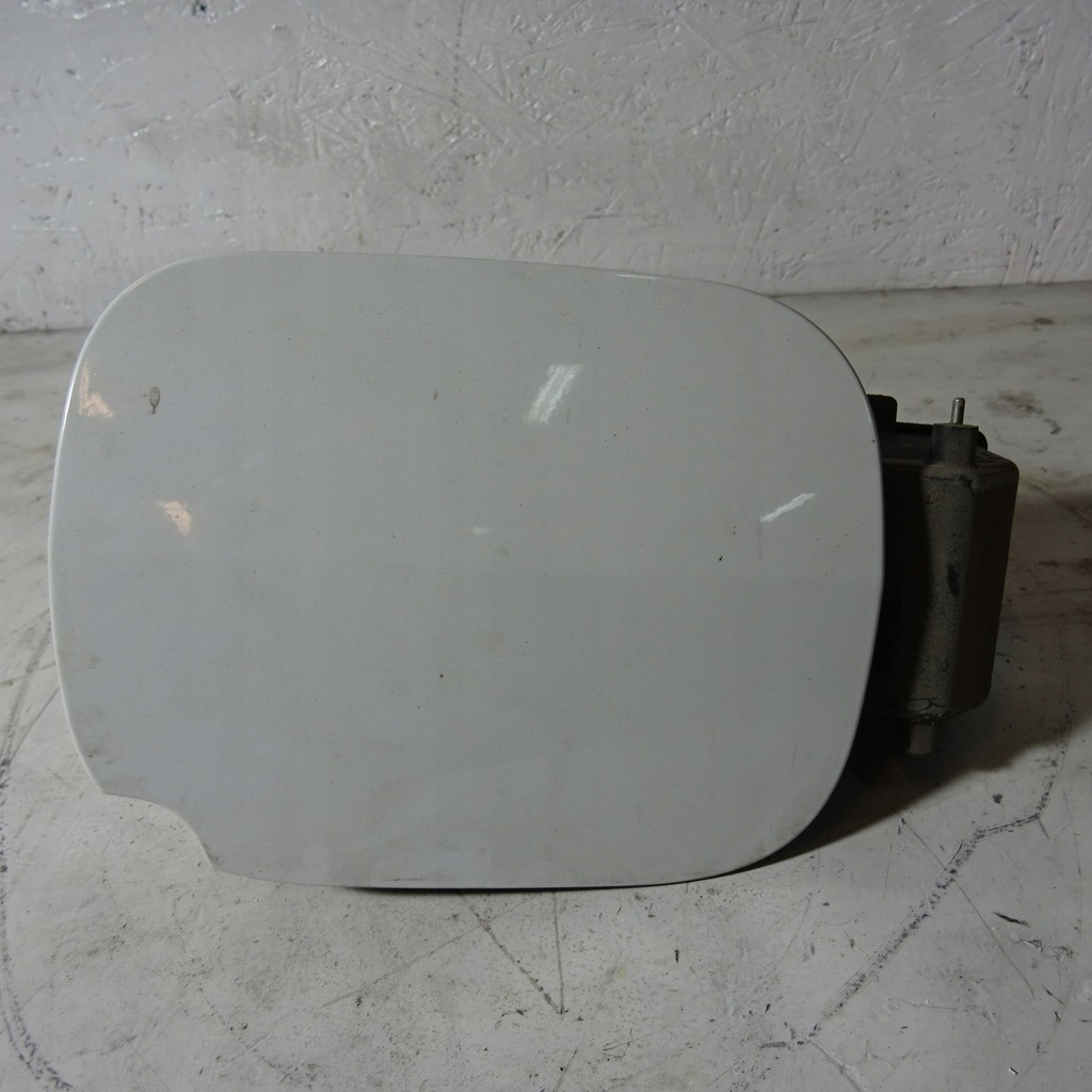 фото №1, Renault clio iii 3d крышка заливной топлива 8200383466 dv369