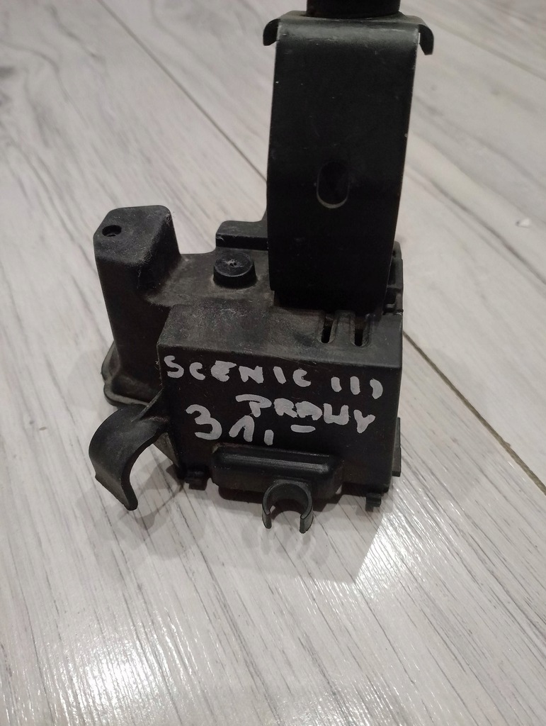 фото №3, Відбійник капот правий renault scenic iii 625580027r