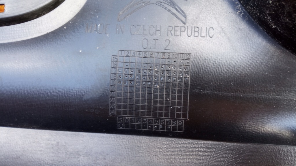 фото №10, Citroen c3 iii 16- накладка нижня спойлер бампера перед 9812061577