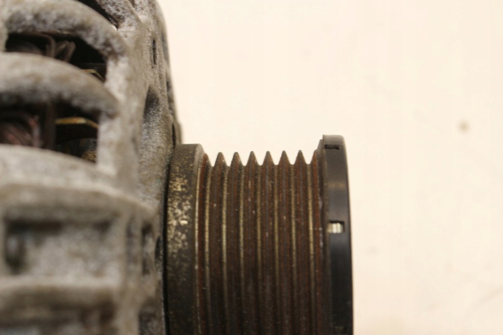 фото №6, Генератор 231008593r dacia dokker 1.2 tce