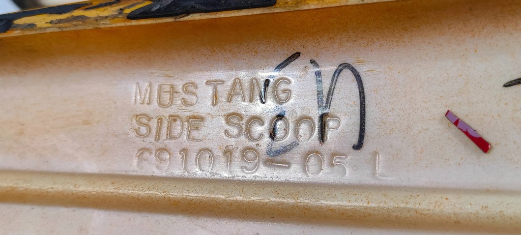 фото №9, Накладки впуск na крила ford mustang 2005-2009