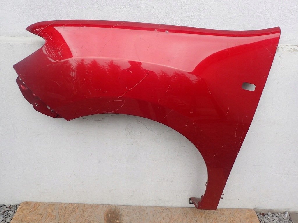 фото №1, Крыло левый перед dacia sandero 2 logan ii 12-15r