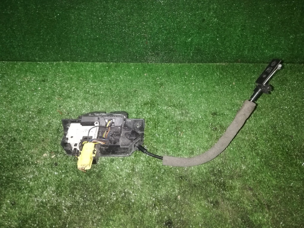 фото №1, Opel vectra c замок задний крышки